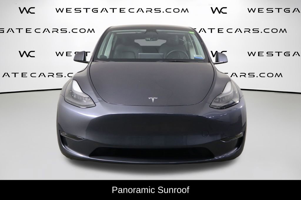 Used 2023 Tesla Model Y Long Range AWD/4WD image 2