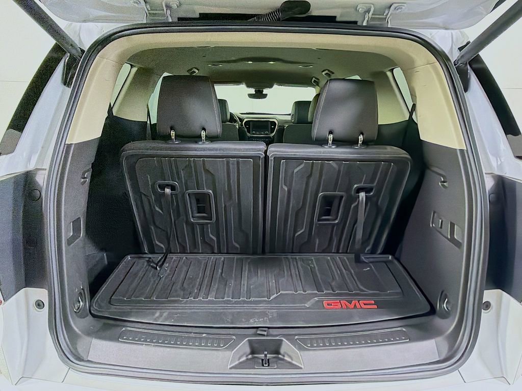 Used 2022 GMC Acadia Denali w/ Denali Technology Package image 29