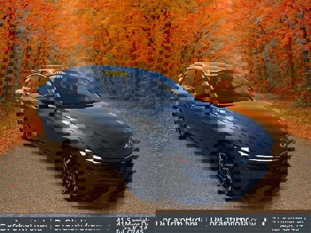 Used 2025 Hyundai Elantra SEL