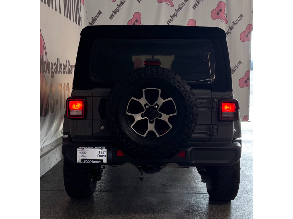 Used 2018 Jeep Wrangler Unlimited Sahara AWD/4WD image 11