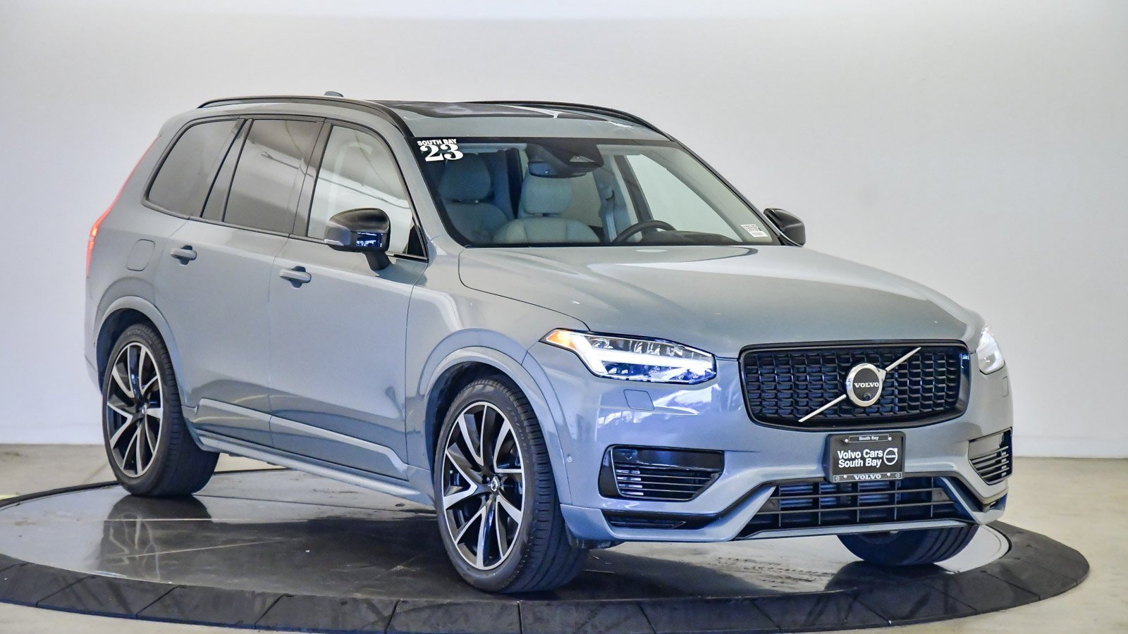 Certified 2023 Volvo XC90 T8 Ultimate image 5