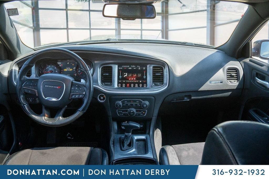 Used 2017 Dodge Charger R/T RWD image 4