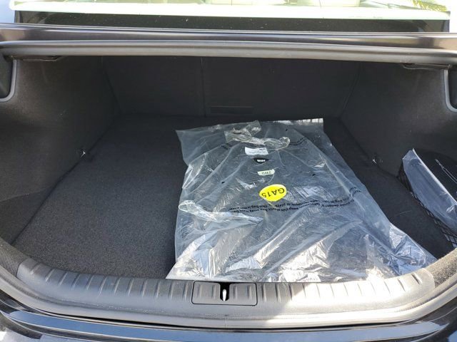 Used 2026 Genesis G70 2.5T image 6