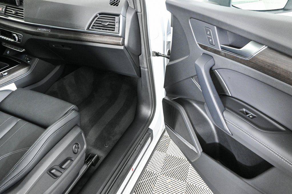 New 2025 Audi Q5 2.0T Premium Plus AWD/4WD image 26