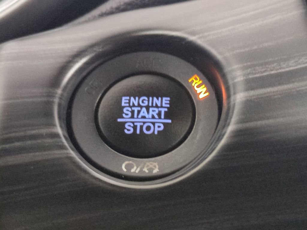 Used 2020 Jeep Grand Cherokee Laredo image 34