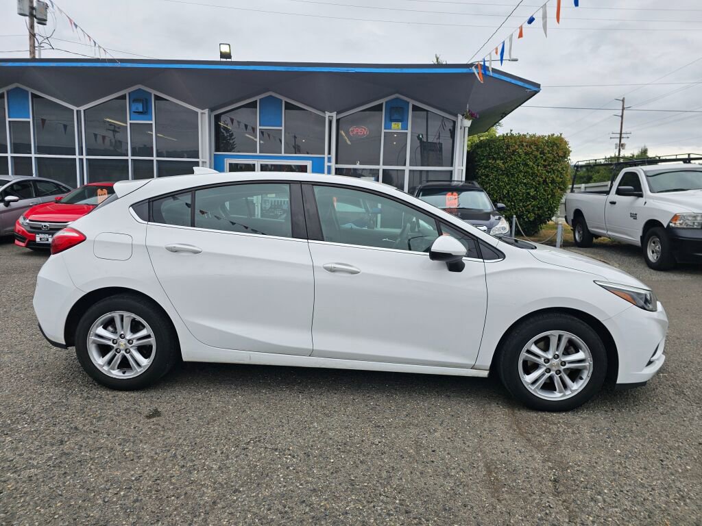 Used 2017 Chevrolet Cruze LT w/ Convenience Package image 8