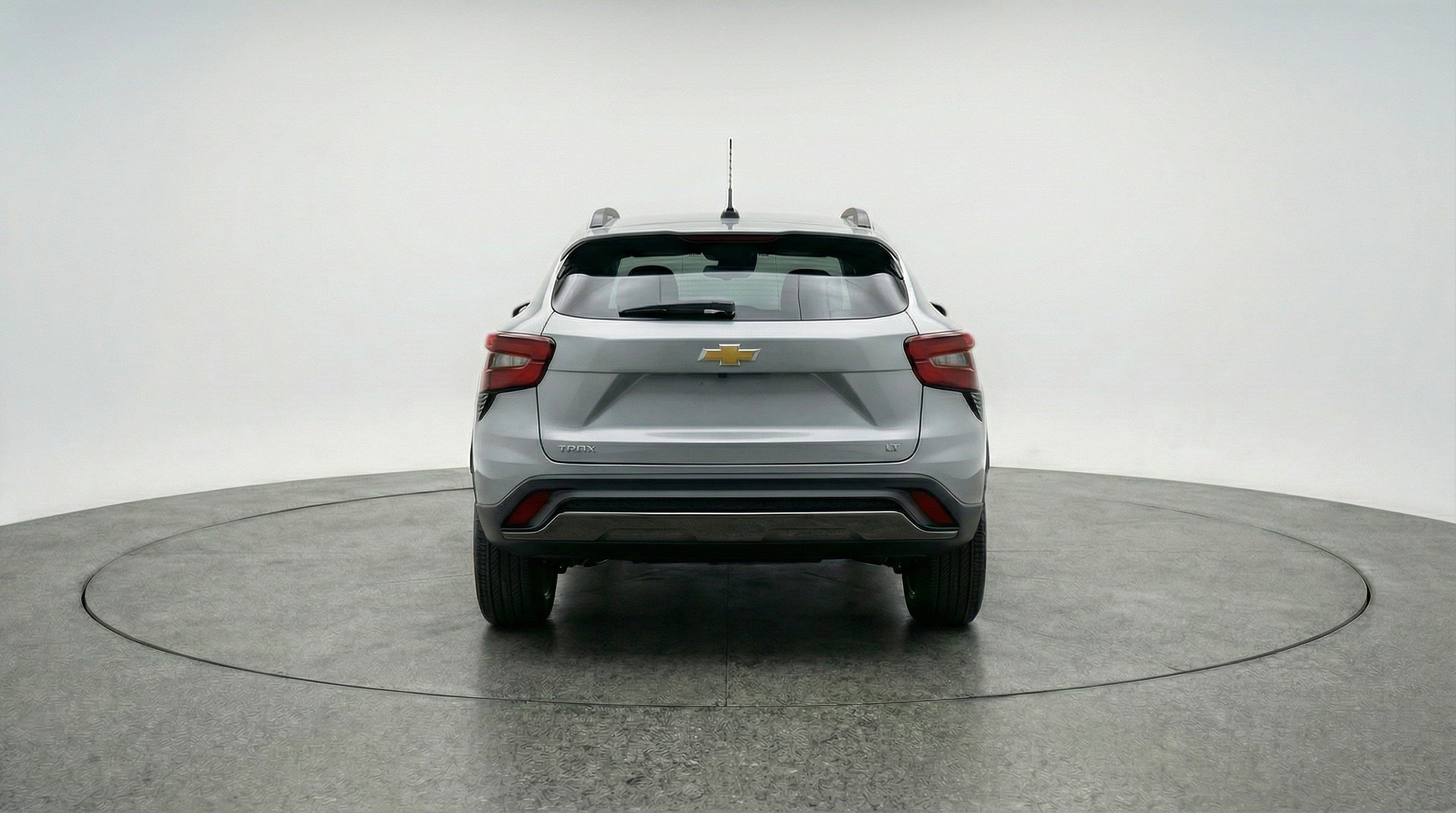 Used 2025 Chevrolet Trax LT image 7