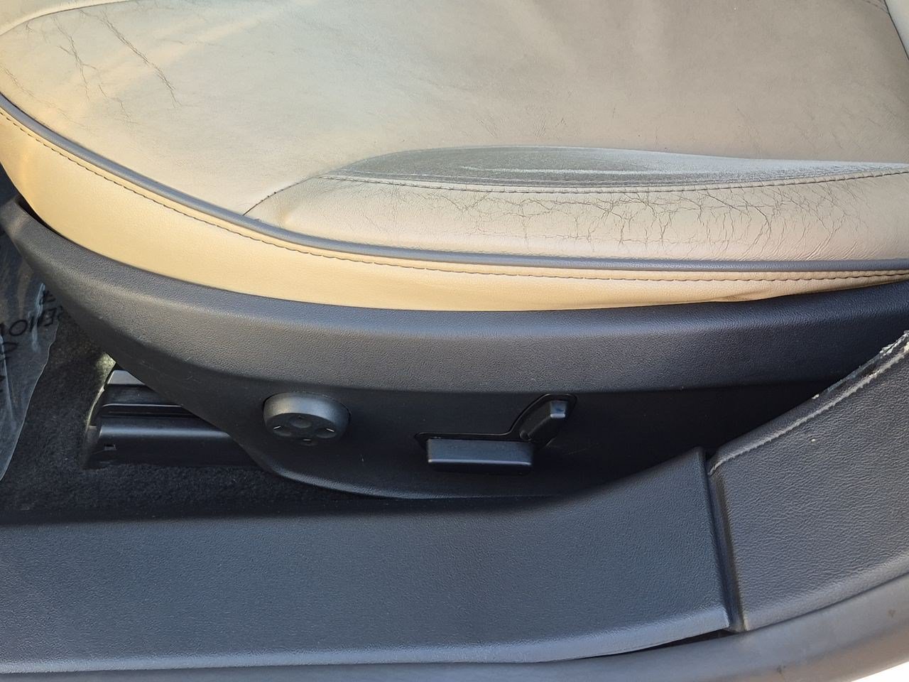 Used 2013 Tesla Model S Performance RWD image 20
