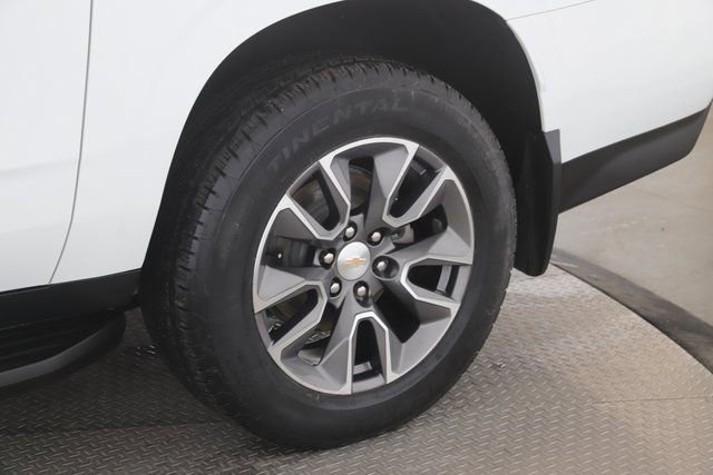 Used 2024 Chevrolet Suburban LS w/ Driver Alert Package AWD/4WD image 14