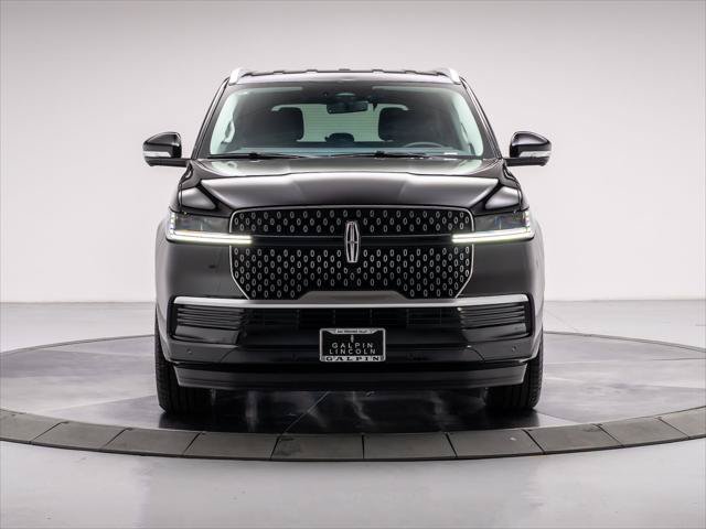 New 2026 Lincoln Navigator Premiere AWD/4WD image 8