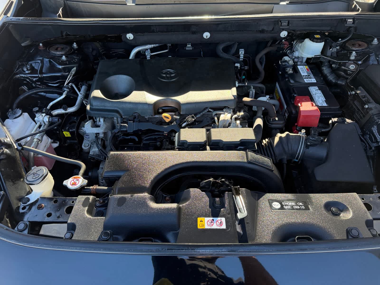 Used 2019 Toyota RAV4 LE w/ All Weather Liner Package AWD/4WD image 8