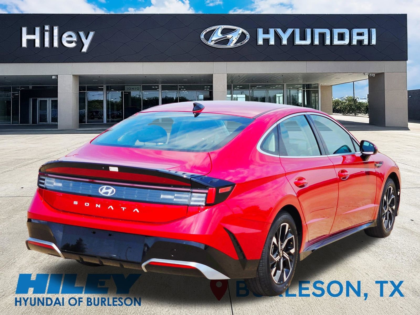 Certified 2025 Hyundai Sonata SEL FWD image 4