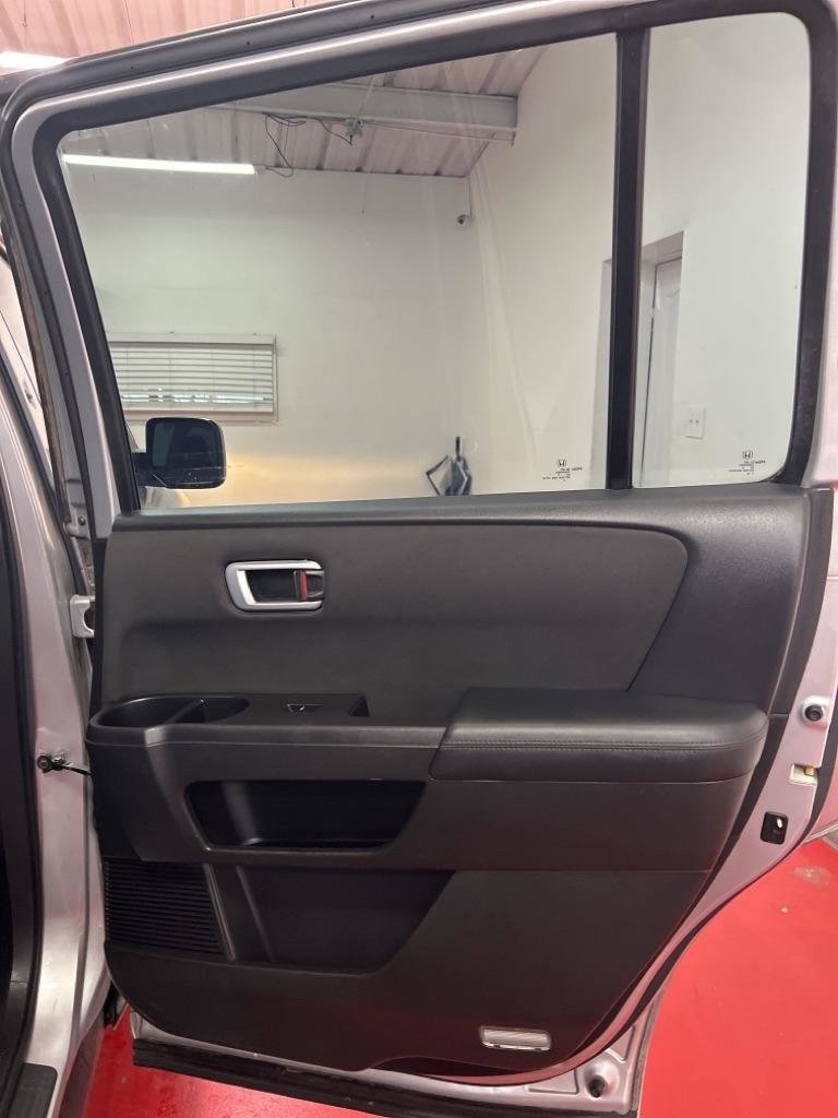 Used 2011 Honda Pilot EX image 19