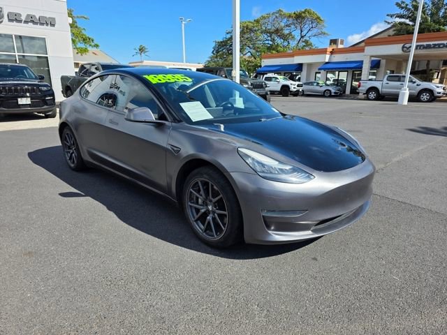 Used 2019 Tesla Model 3 Standard Range image 1