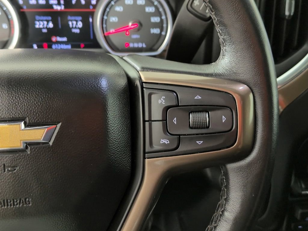 Certified 2022 Chevrolet Silverado 1500 High Country AWD/4WD image 26