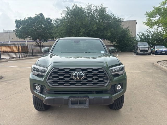 Used 2022 Toyota Tacoma TRD Off-Road w/ Technology Package AWD/4WD image 2