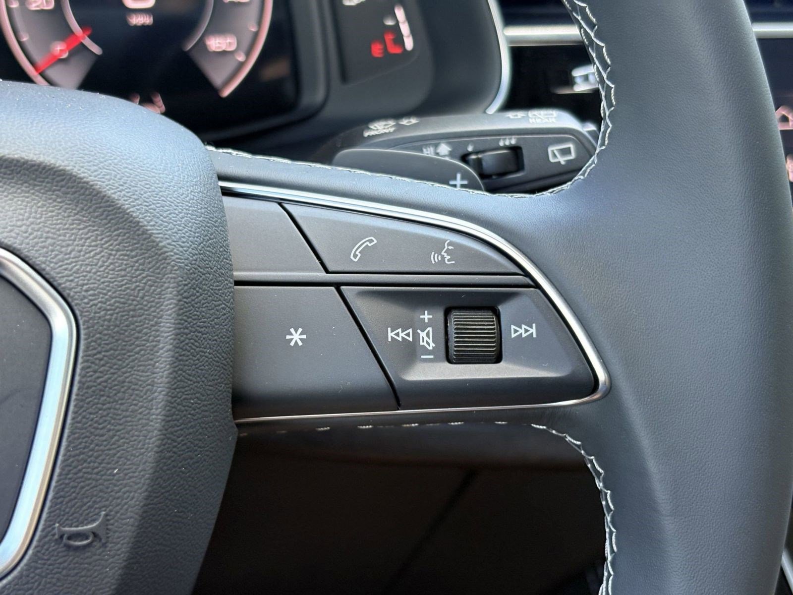 New 2025 Audi Q7 3.0T Premium Plus image 24