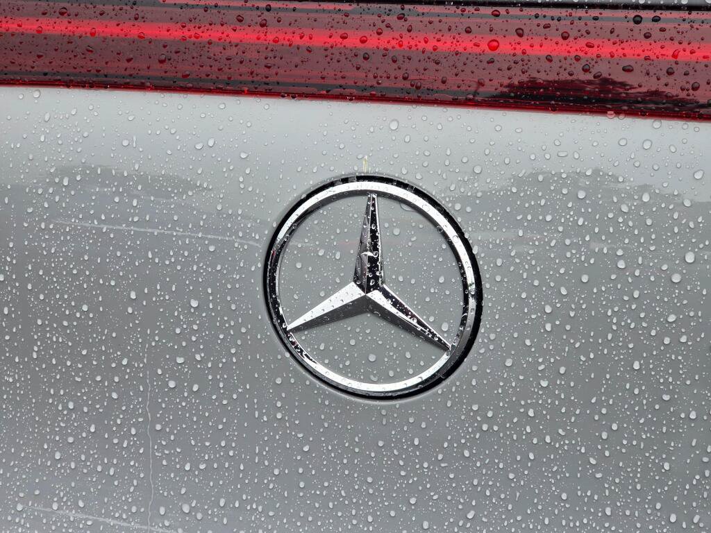 Used 2023 Mercedes-Benz EQE 350+ 4MATIC SUV image 31