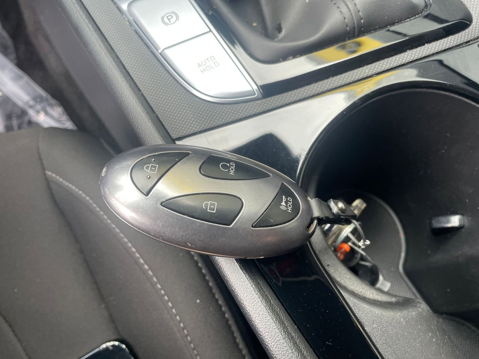 Used 2025 Hyundai Elantra SEL FWD image 21