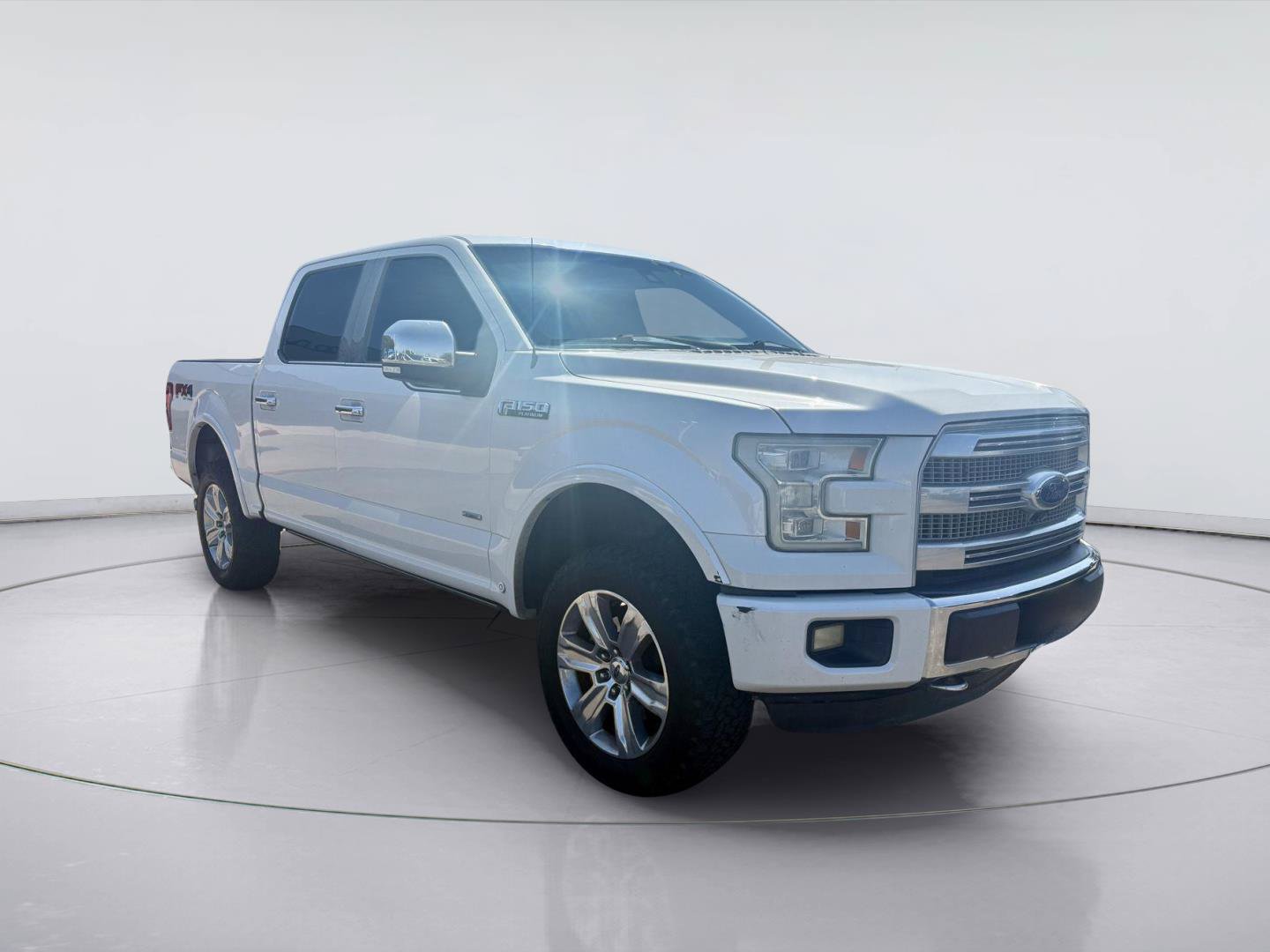 Used 2015 Ford F150 Platinum w/ Equipment Group 701A Luxury AWD/4WD video 1