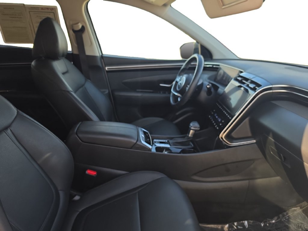 Certified 2024 Hyundai Tucson SEL w/ Convenience Package FWD image 17
