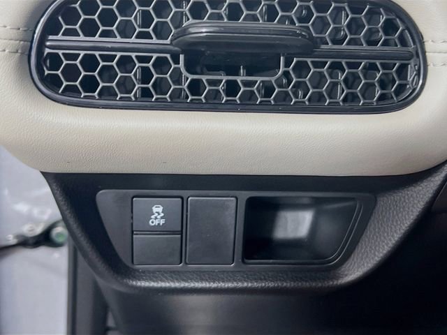 Certified 2024 Honda HR-V LX image 16