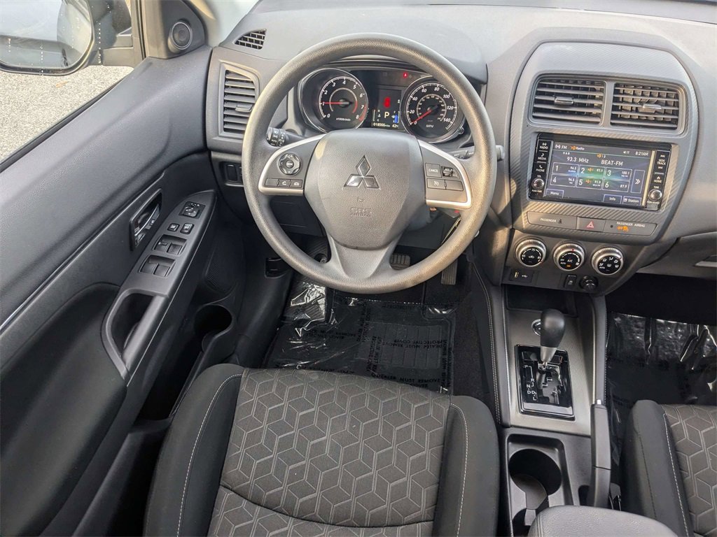 Used 2025 Mitsubishi Outlander Sport ES image 16