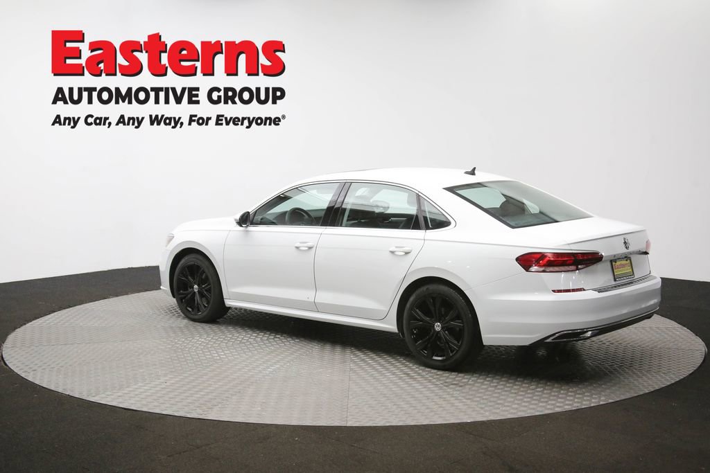 Used 2022 Volkswagen Passat 2.0T SE image 61