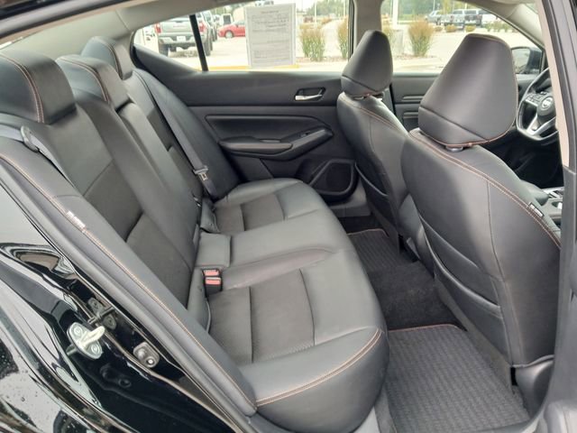 Used 2020 Nissan Altima 2.5 SR w/ Premium Package image 17