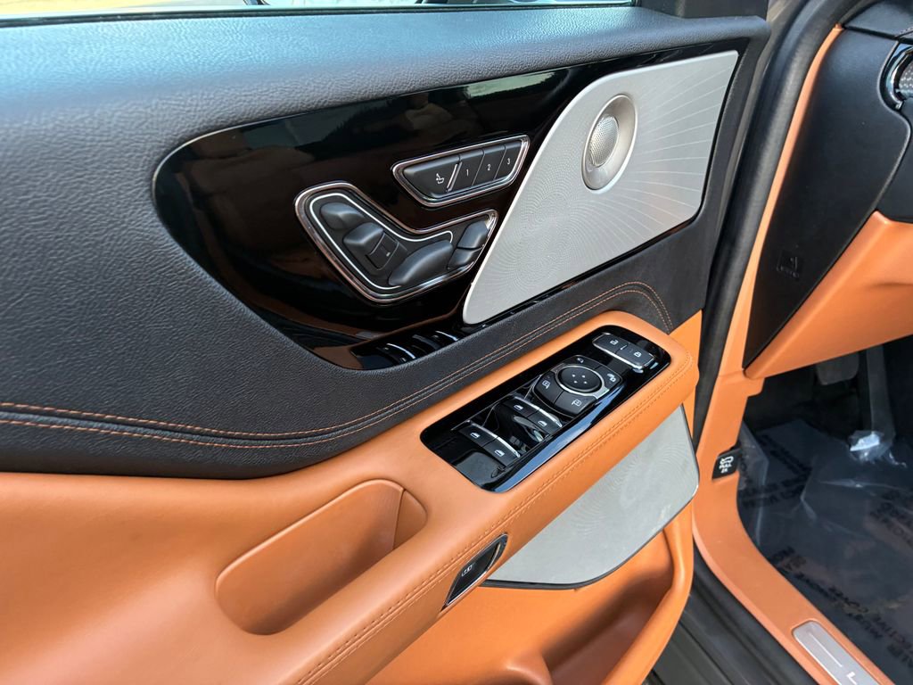 Used 2023 Lincoln Aviator Black Label image 12