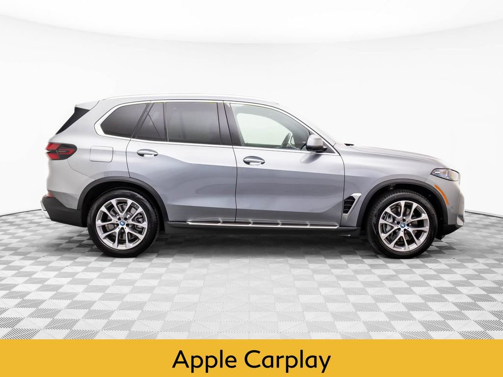 Used 2025 BMW X5 xDrive50e w/ Executive Package image 7