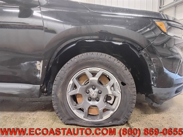 Used 2025 Honda Pilot TrailSport image 18