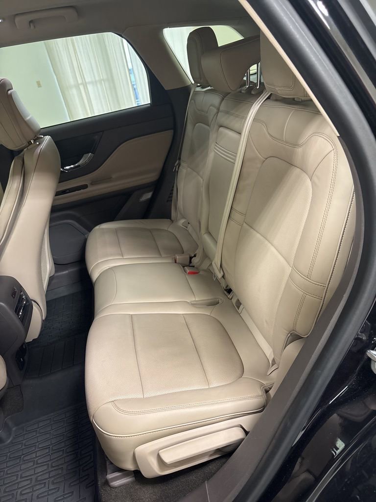 Used 2020 Lincoln Corsair Reserve w/ Equipment Group 201A image 24