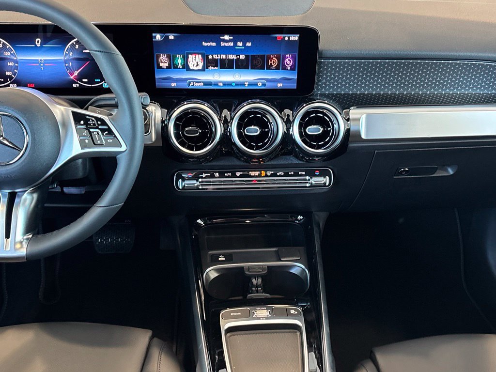 New 2026 Mercedes-Benz GLB 250 4MATIC image 12