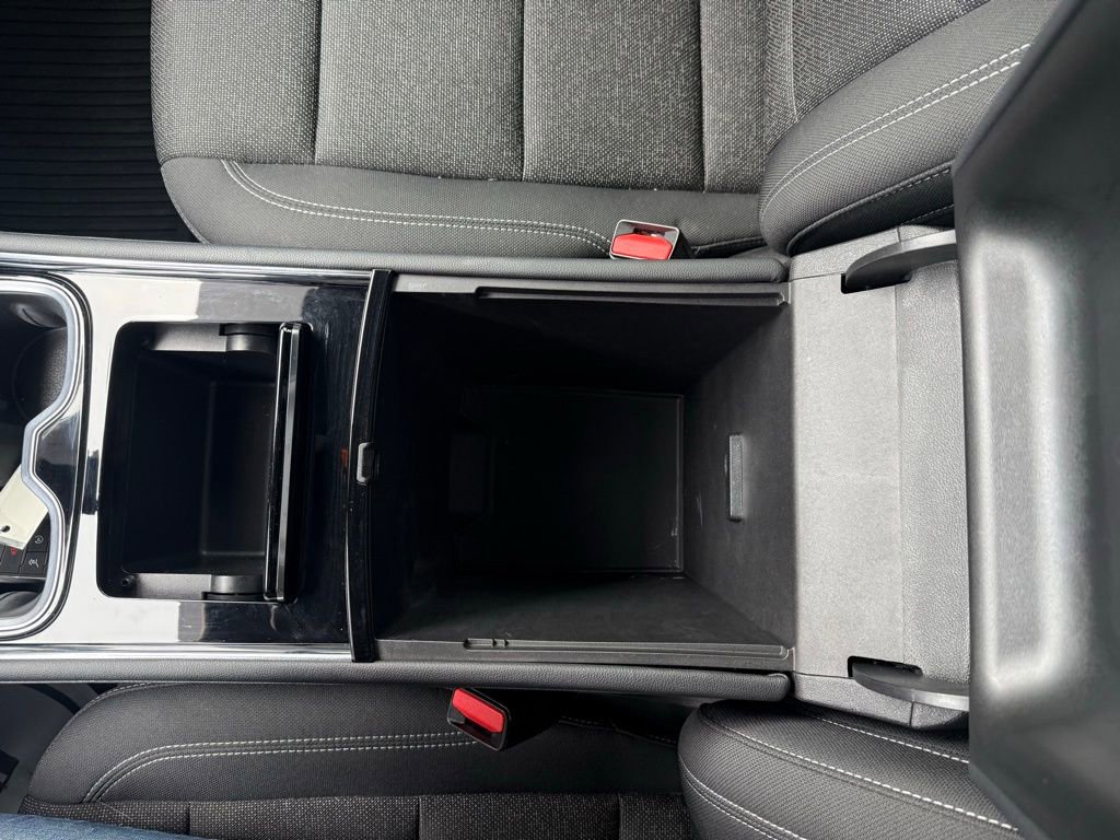 Used 2024 Chevrolet Traverse LS image 42