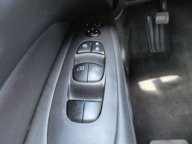 Used 2020 Nissan Pathfinder SL w/ Cargo Package FWD image 26