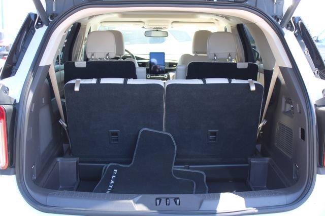 Used 2021 Ford Explorer Platinum w/ Equipment Group 601A AWD/4WD image 26