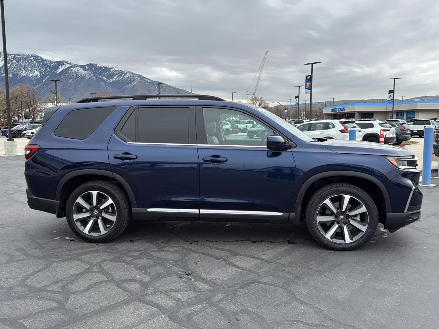 Certified 2023 Honda Pilot Touring image 7