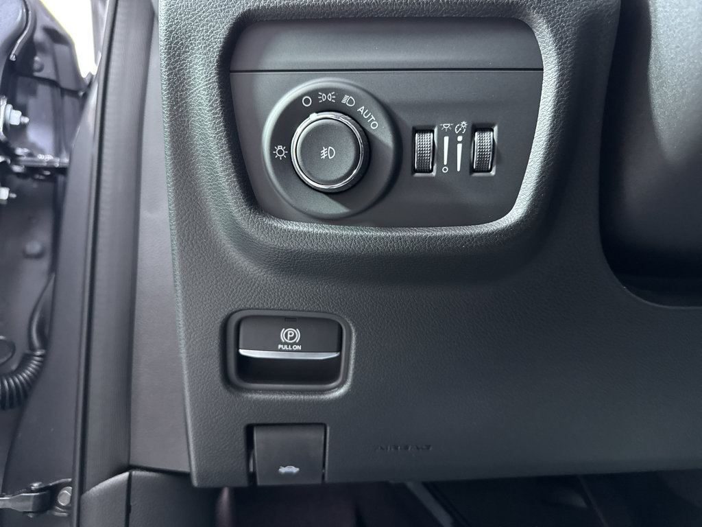New 2026 Jeep Grand Cherokee L Limited AWD/4WD image 29