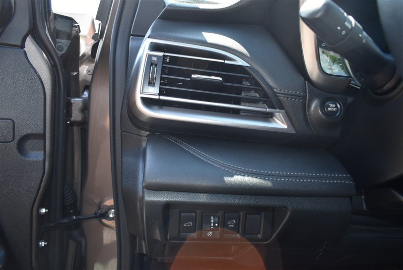 Used 2022 Subaru Outback Limited AWD/4WD image 16