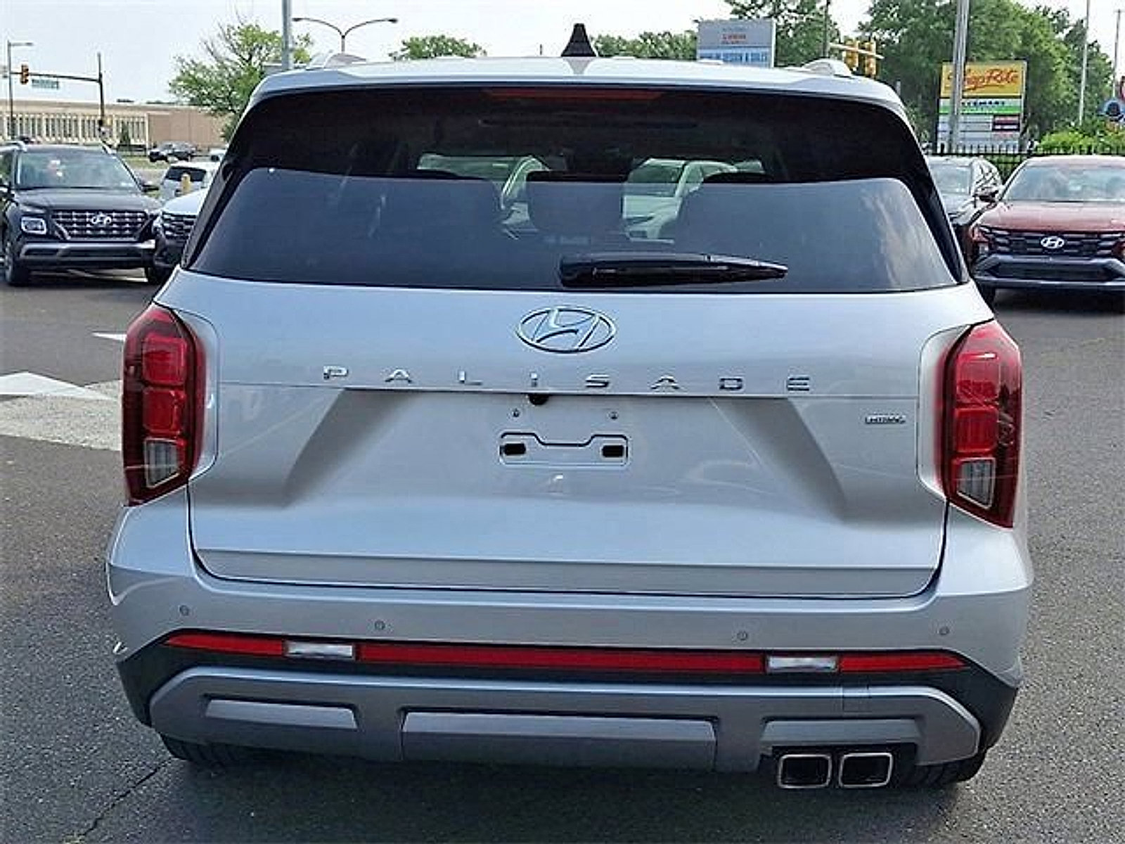 Used 2024 Hyundai Palisade Limited AWD/4WD image 6