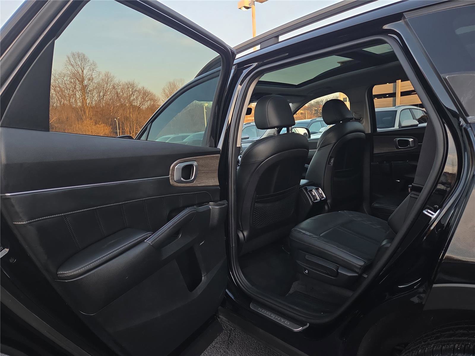 Certified 2022 Kia Sorento SX Prestige image 23