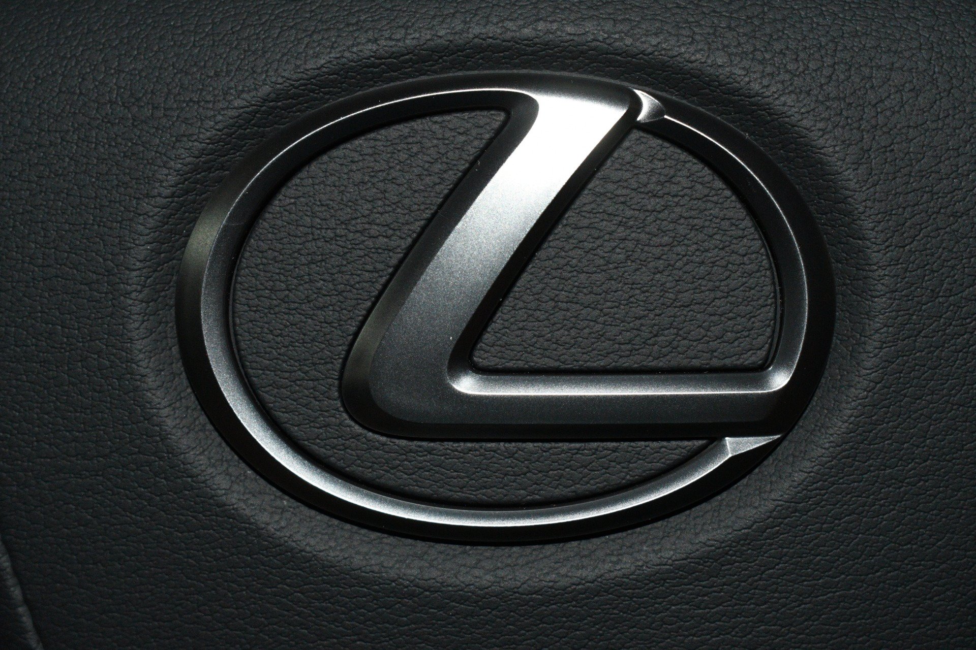 Used 2026 Lexus IS 350 F Sport w/ Technology Package RWD image 29