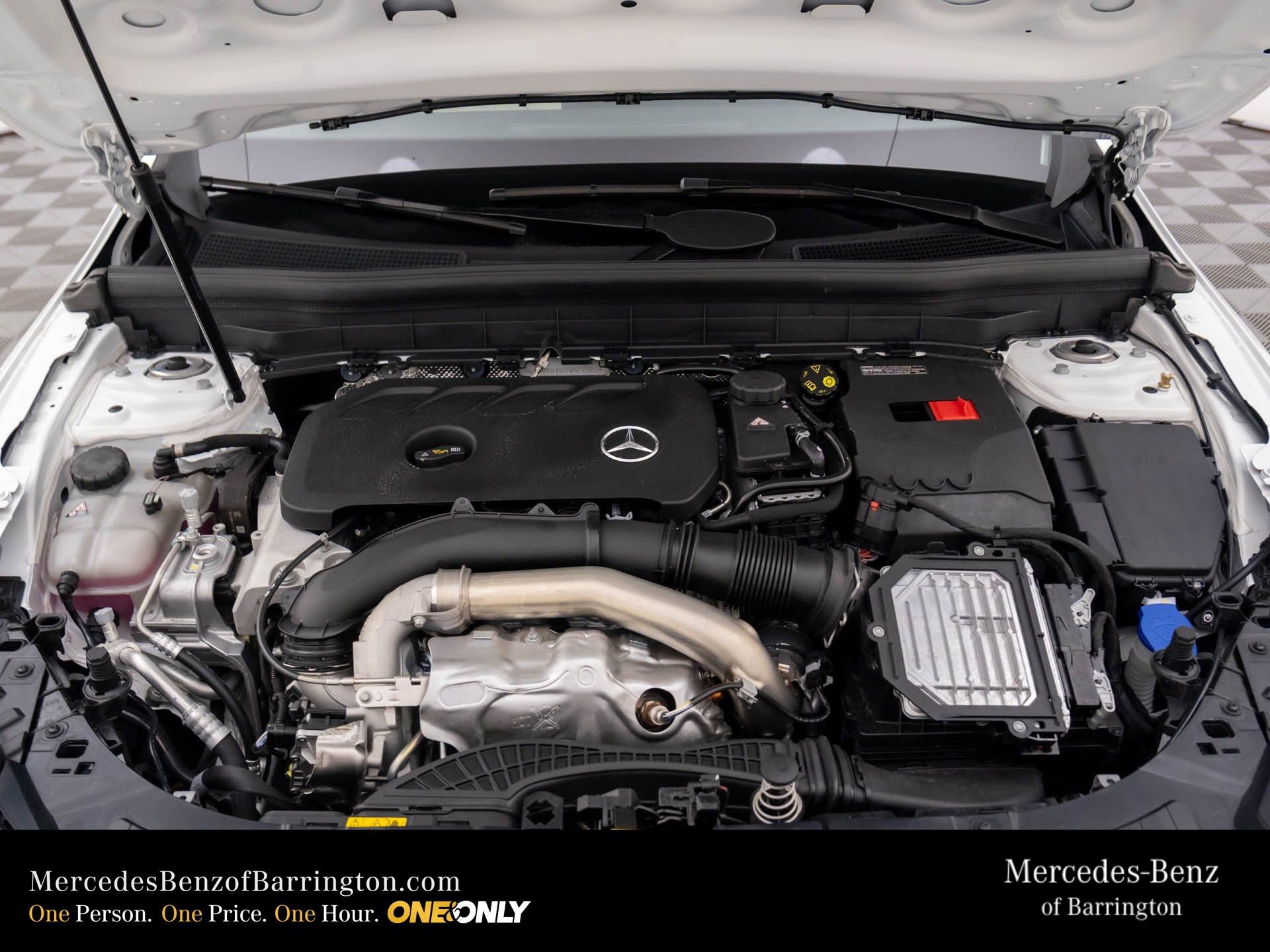 New 2026 Mercedes-Benz GLB 250 4MATIC image 32