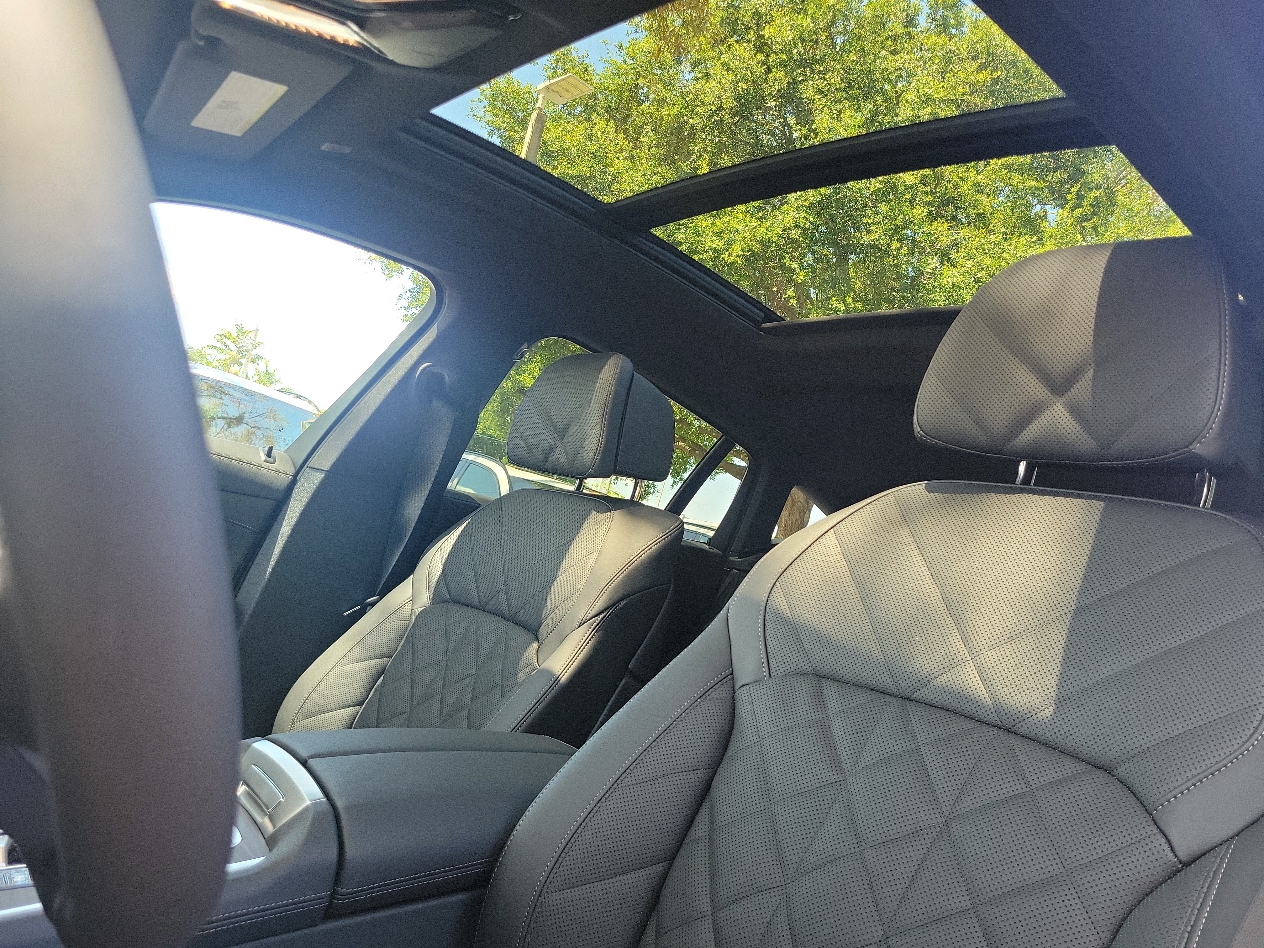 New 2027 BMW X6 xDrive40i w/ Premium Package AWD/4WD image 21