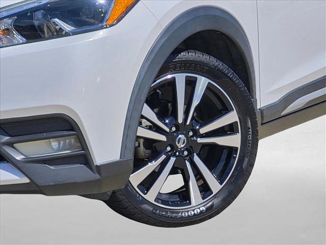 Used 2020 Nissan Kicks SR w/ SR Premium Package FWD image 18