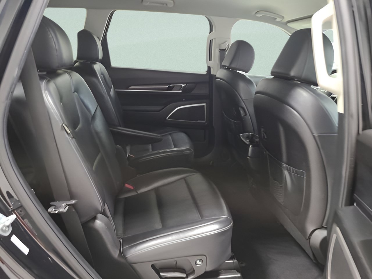 Used 2023 Kia Telluride S AWD/4WD image 13