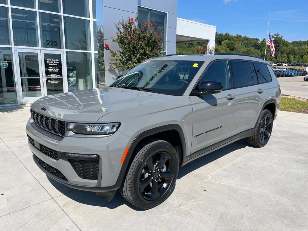 New 2027 Jeep Grand Cherokee L Limited w/ Limited Altitude Package