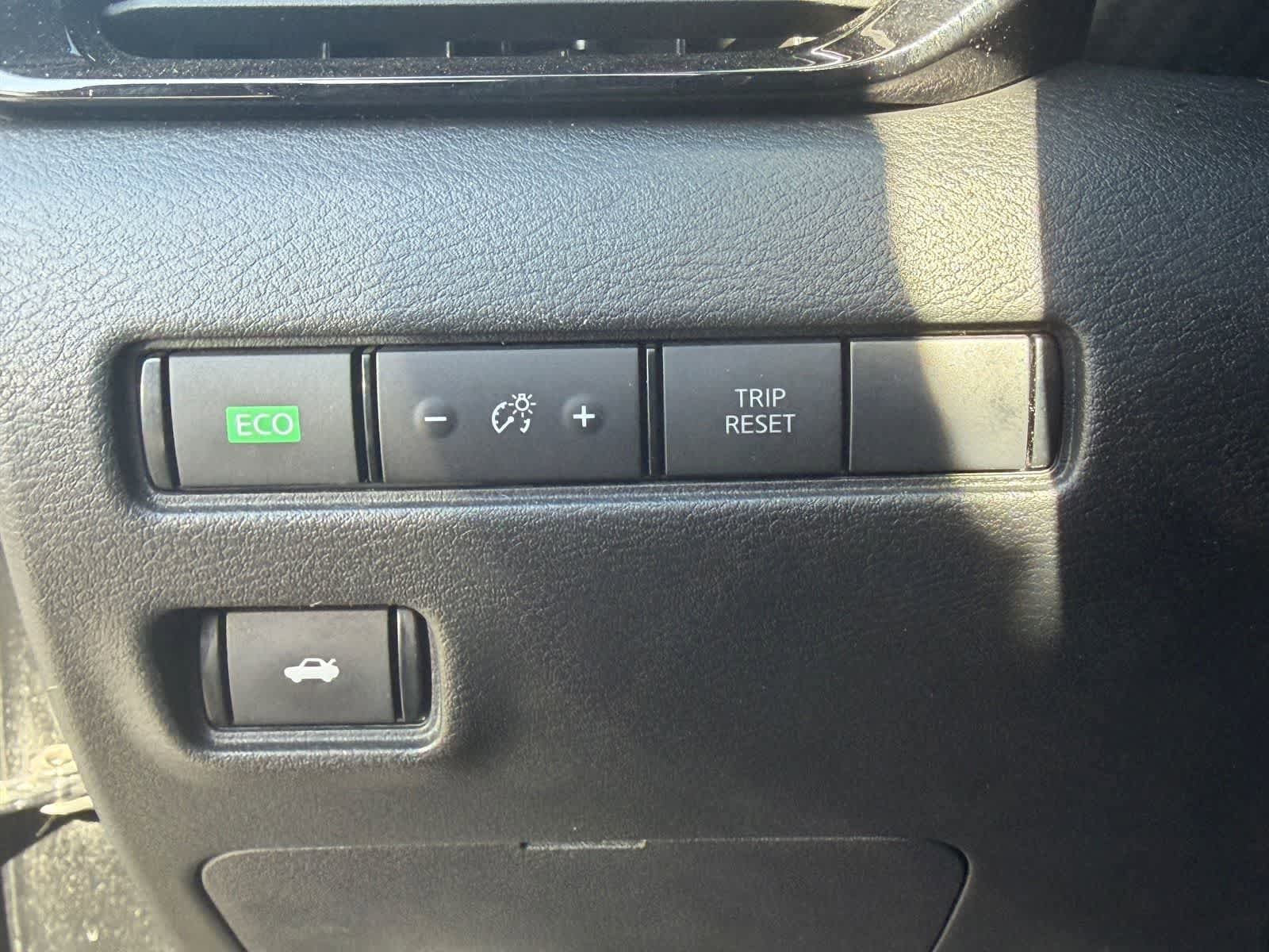 Certified 2020 Nissan Sentra S FWD image 9