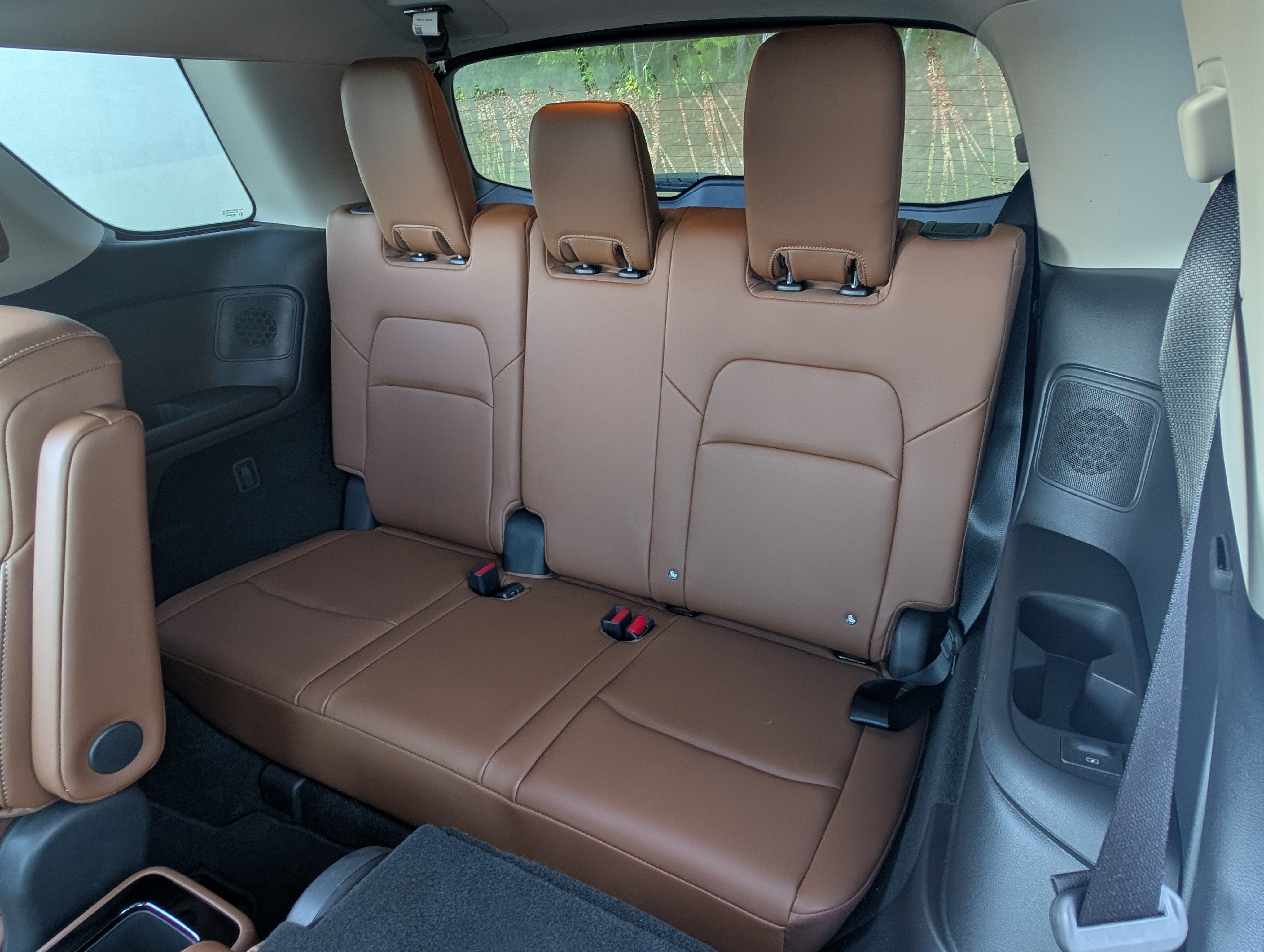 Used 2025 Nissan Pathfinder Platinum FWD image 19